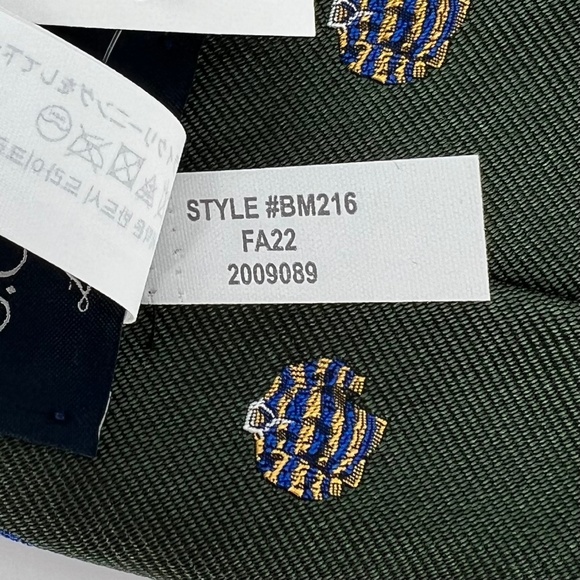 J. Crew Men's Rugby Pattern 100% Silk Tie Green Ludlow English Hand Stitched USA - Picture 9 of 12